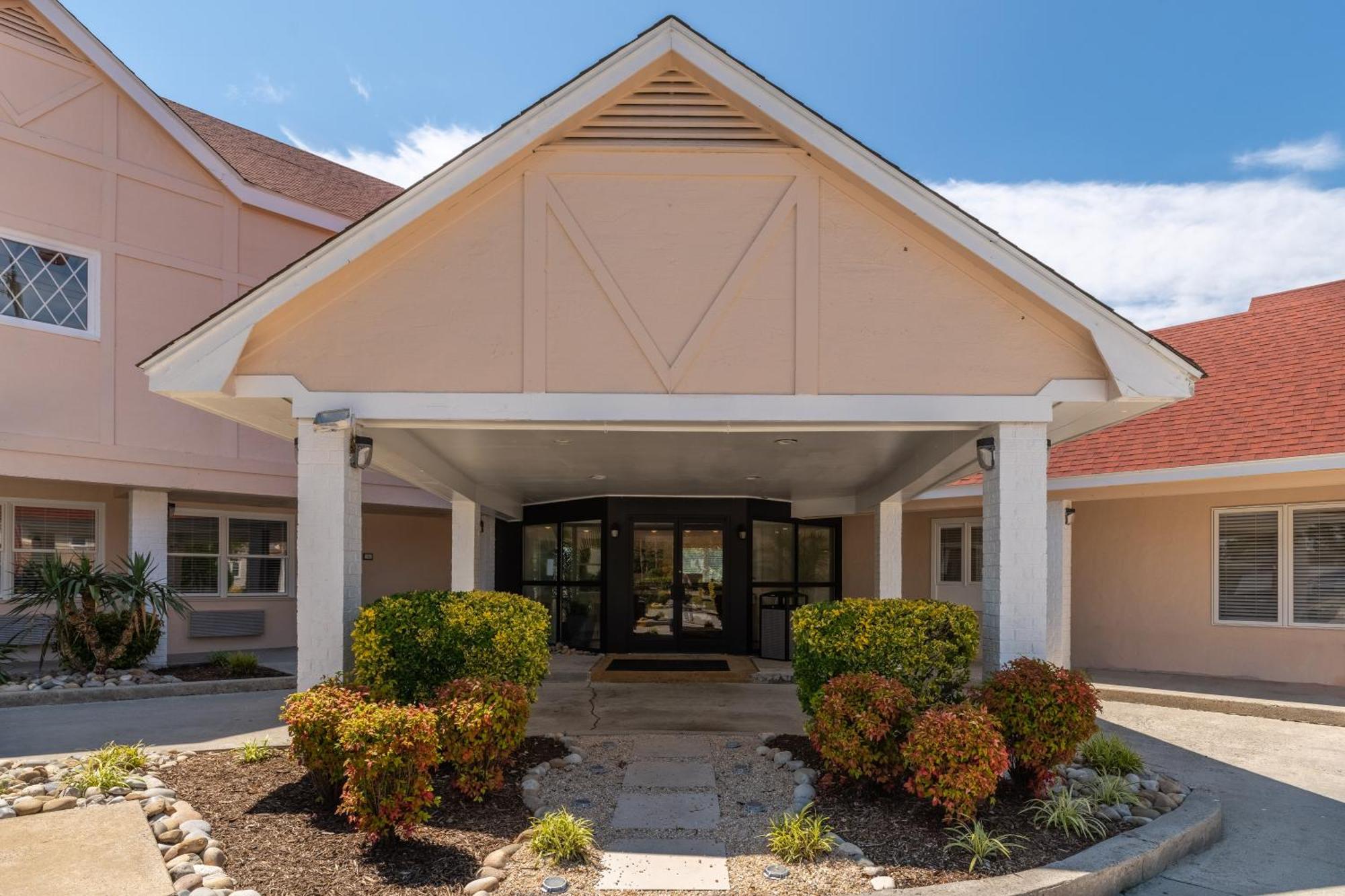 Hotel Manteo, Trademark Collection By Wyndham Exterior photo