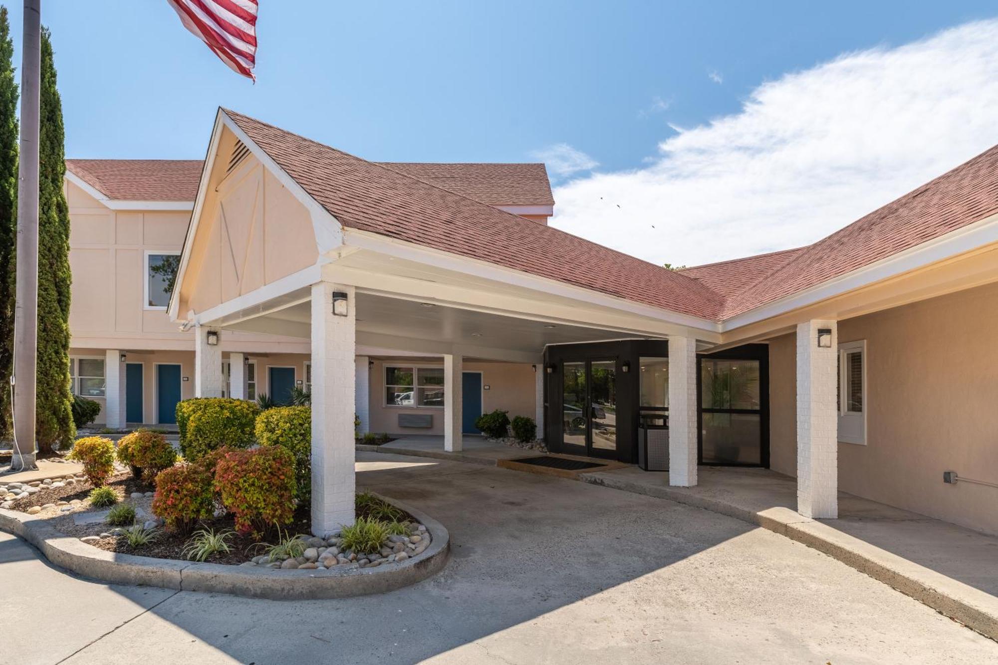 Hotel Manteo, Trademark Collection By Wyndham Exterior photo