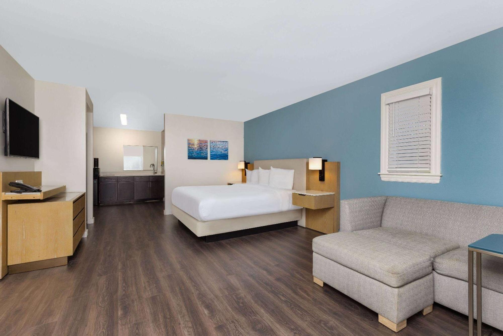 Hotel Manteo, Trademark Collection By Wyndham Exterior photo